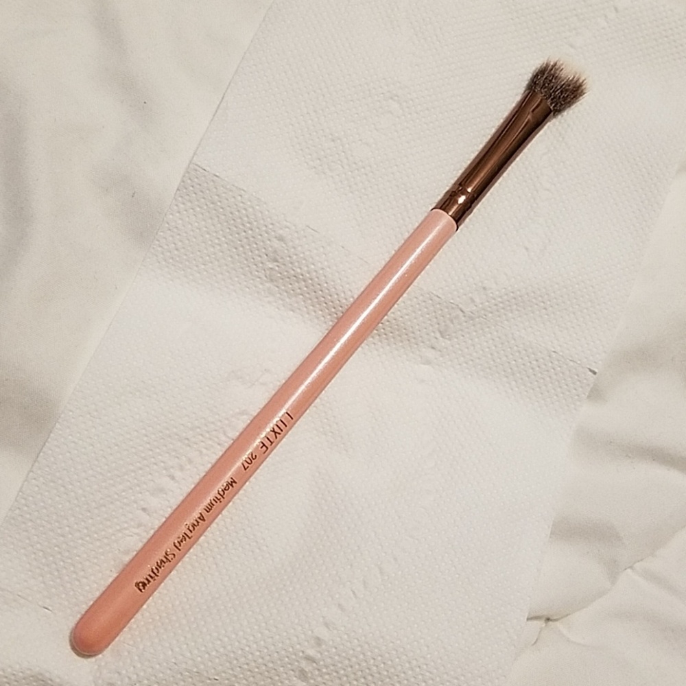 Luxie shading brush